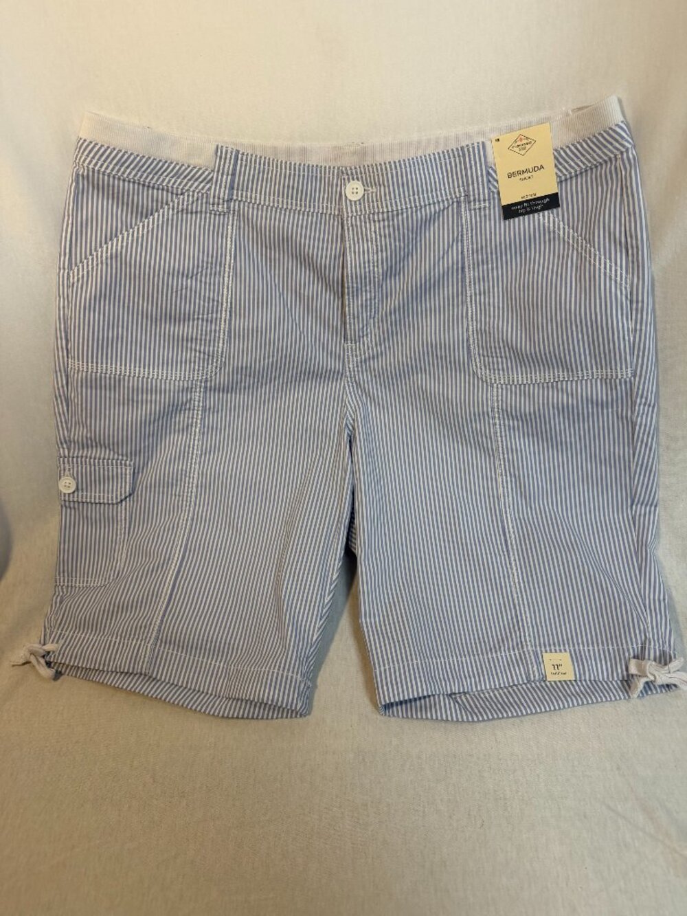 St Johns Bay Bermuda Shorts 18 NWT Mid Rise Cargo Cotton Blend Summer